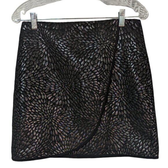 LOFT PETITES Shimmer Splash Faux Wrap Mini Skirt Black Jacquard Metallic Size 6P - Picture 12 of 13